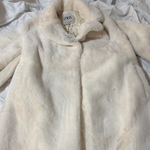 Zara Women's Soft Cream Teddy Jacket
